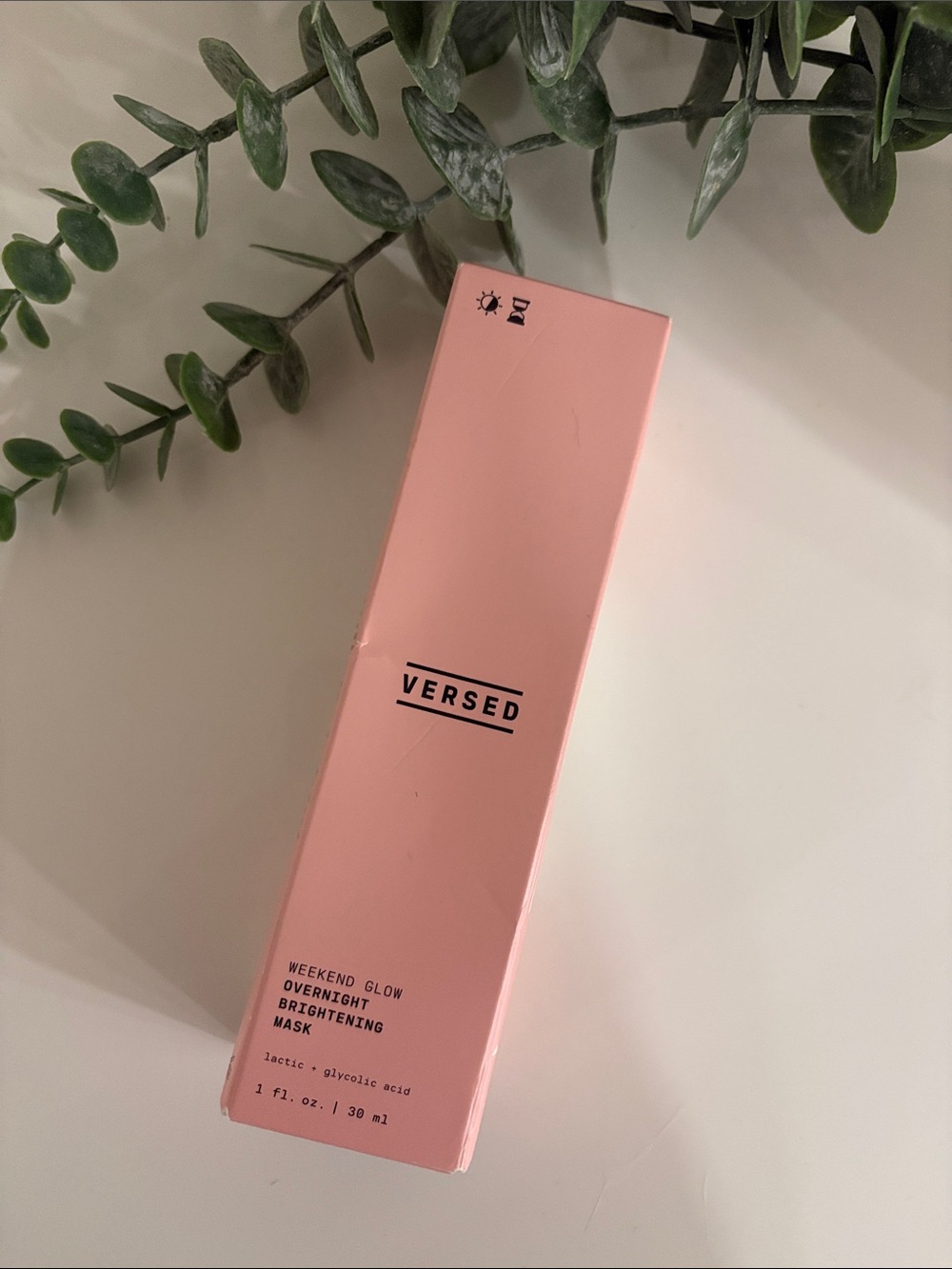 Versed Weekend Glow Overnight Brightening Mask - Pink